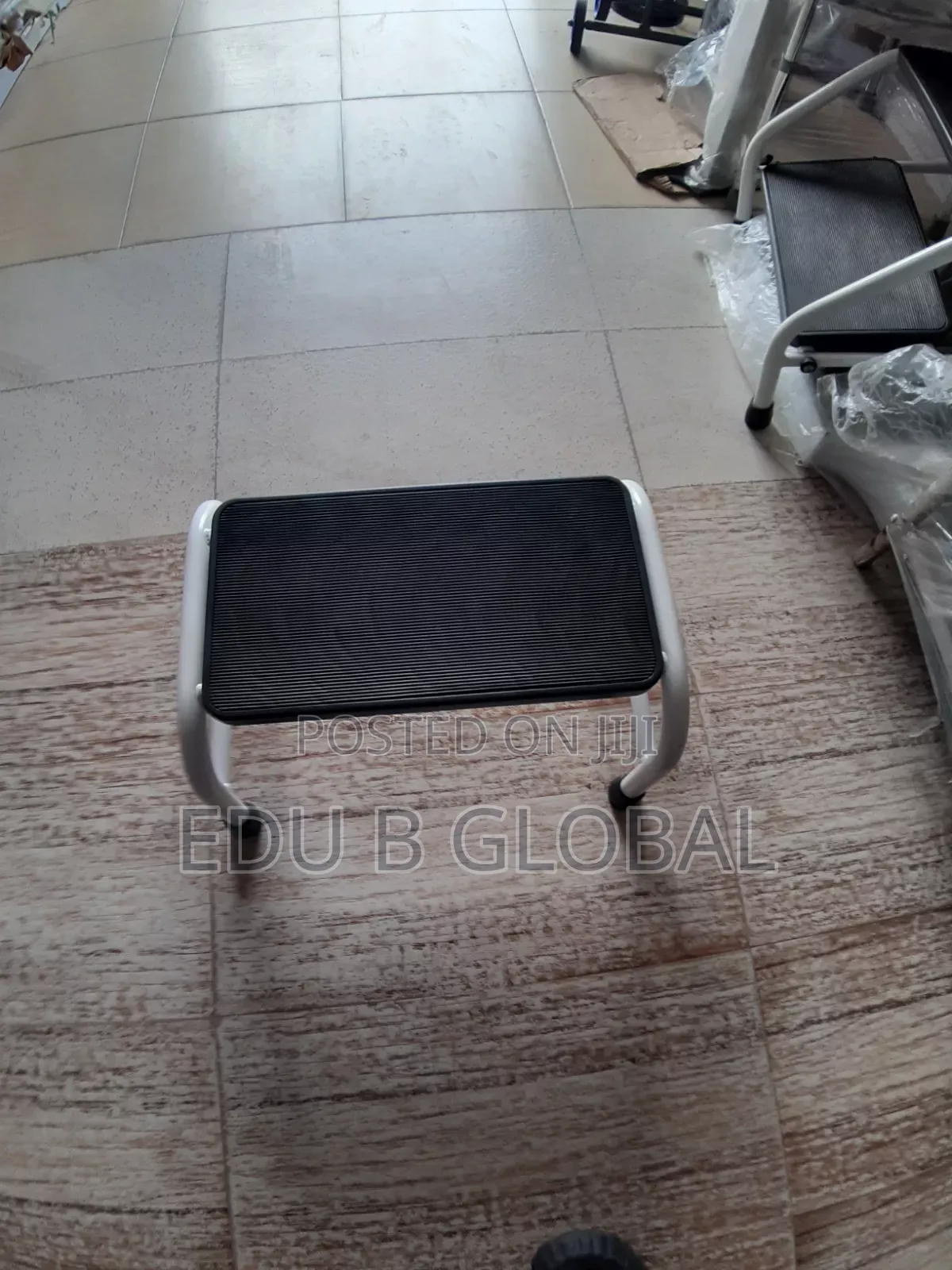 Stepping Stool Single