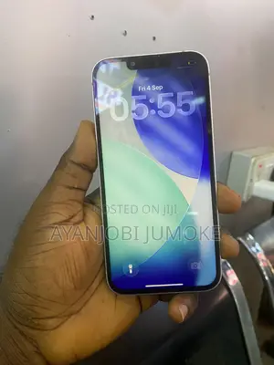 Apple iPhone 13 128 GB White