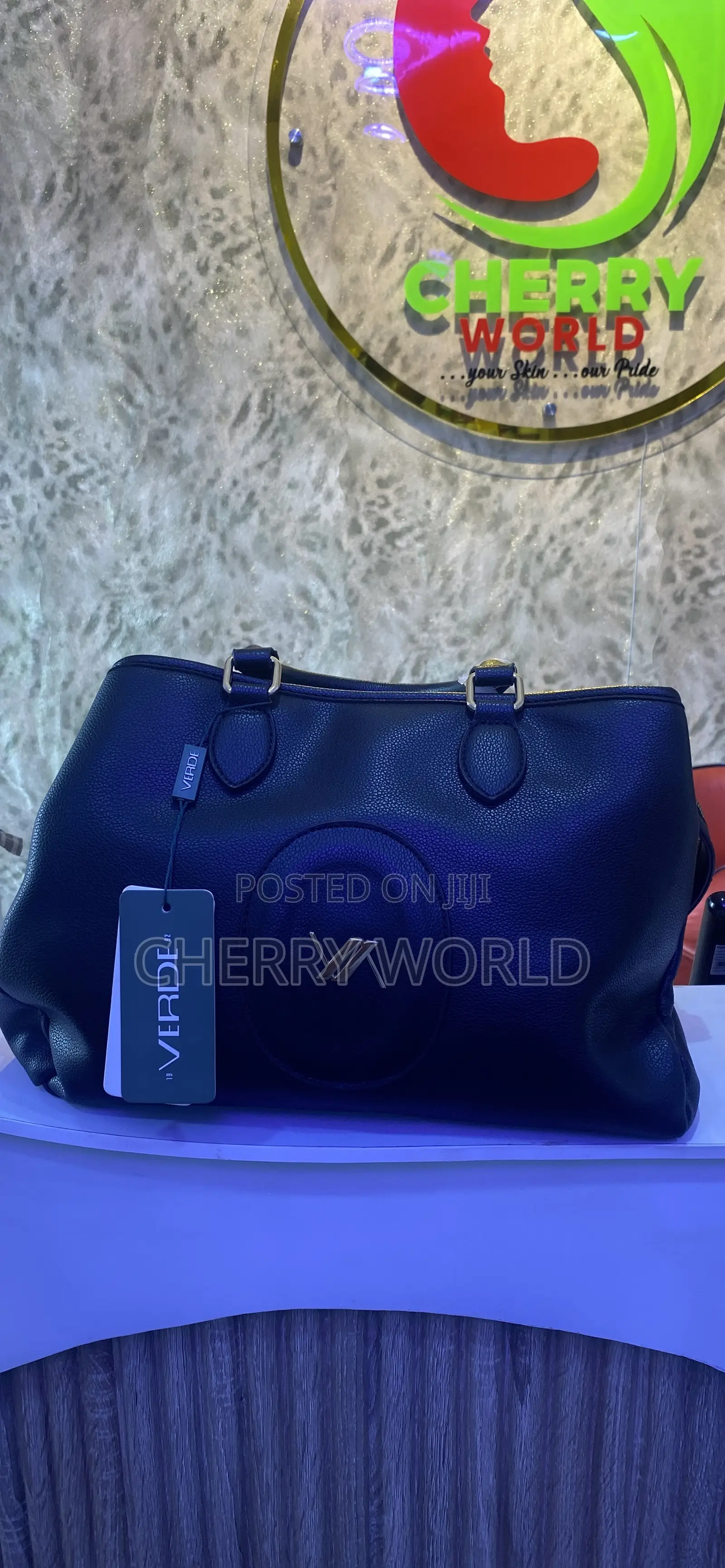 Verde Hand Bag