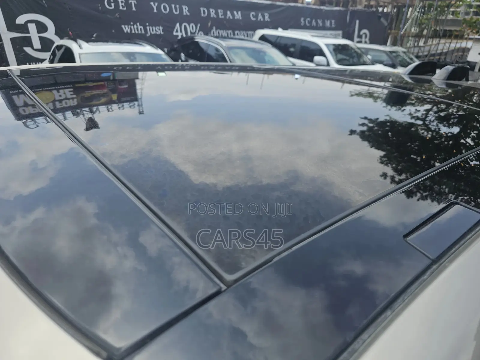 Land Rover Range Rover 2023 Gold