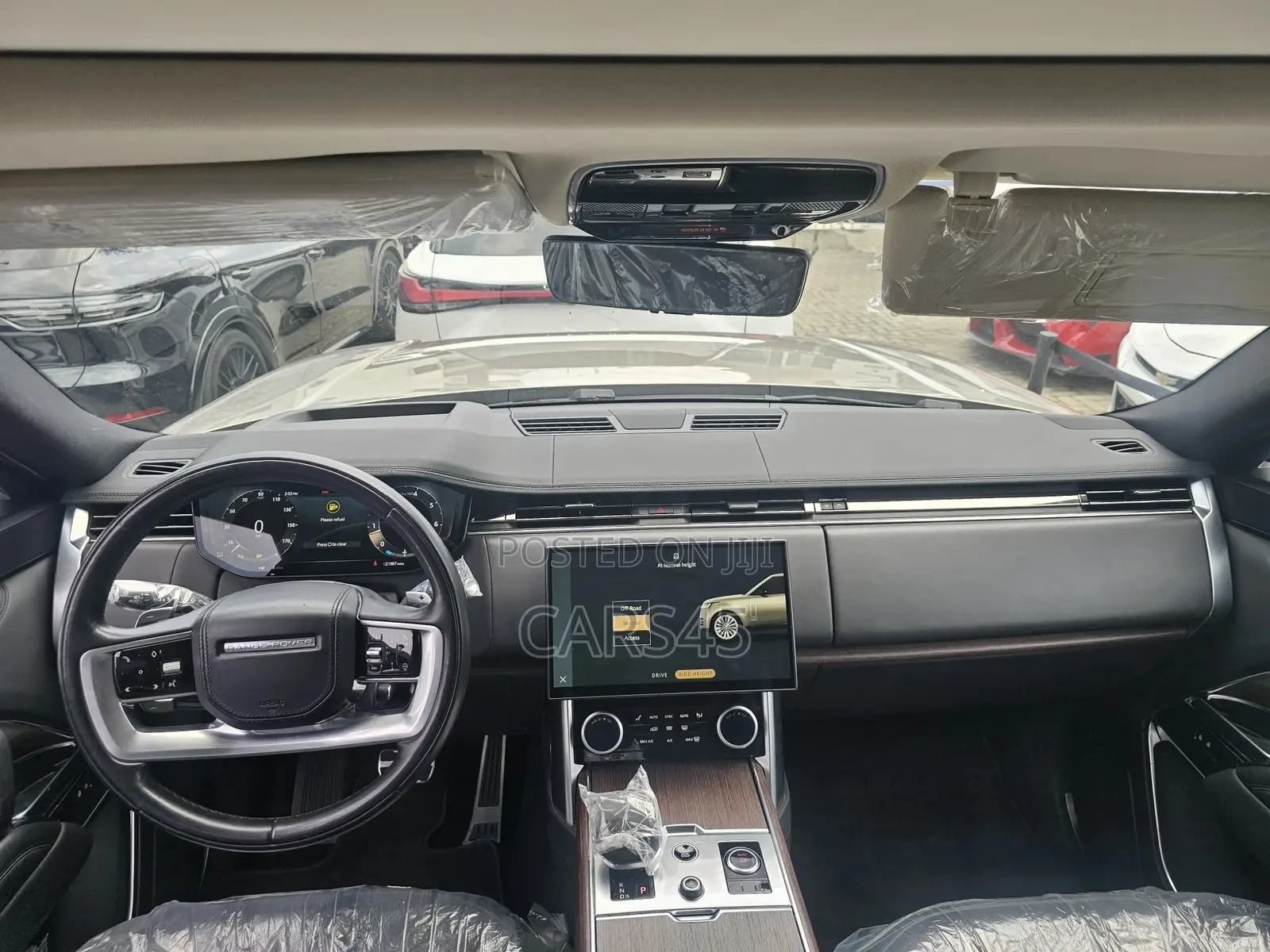Land Rover Range Rover 2023 Gold