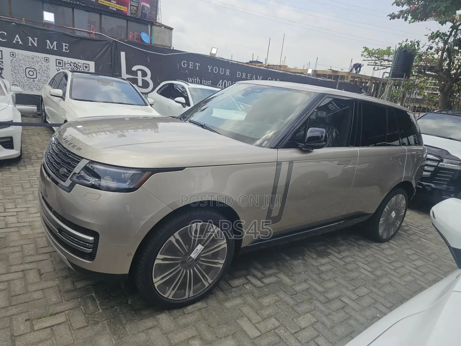 Land Rover Range Rover 2023 Gold