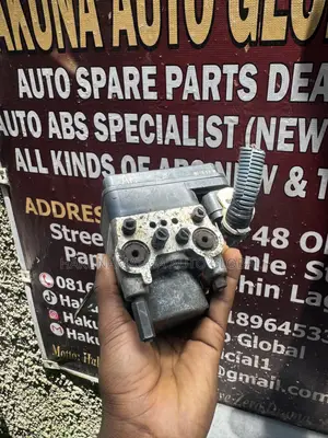 Toyota Yaris 2011 ABS Controller & Pump