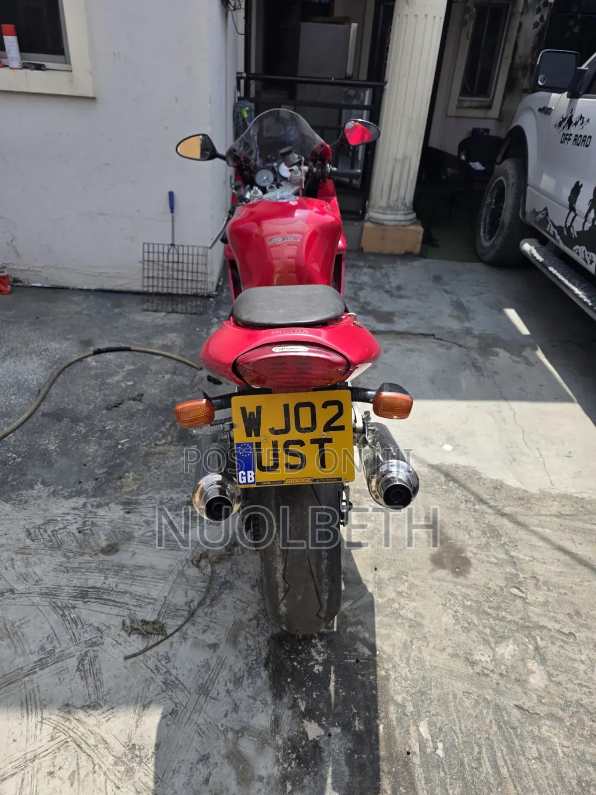 Honda VT 2002 Red