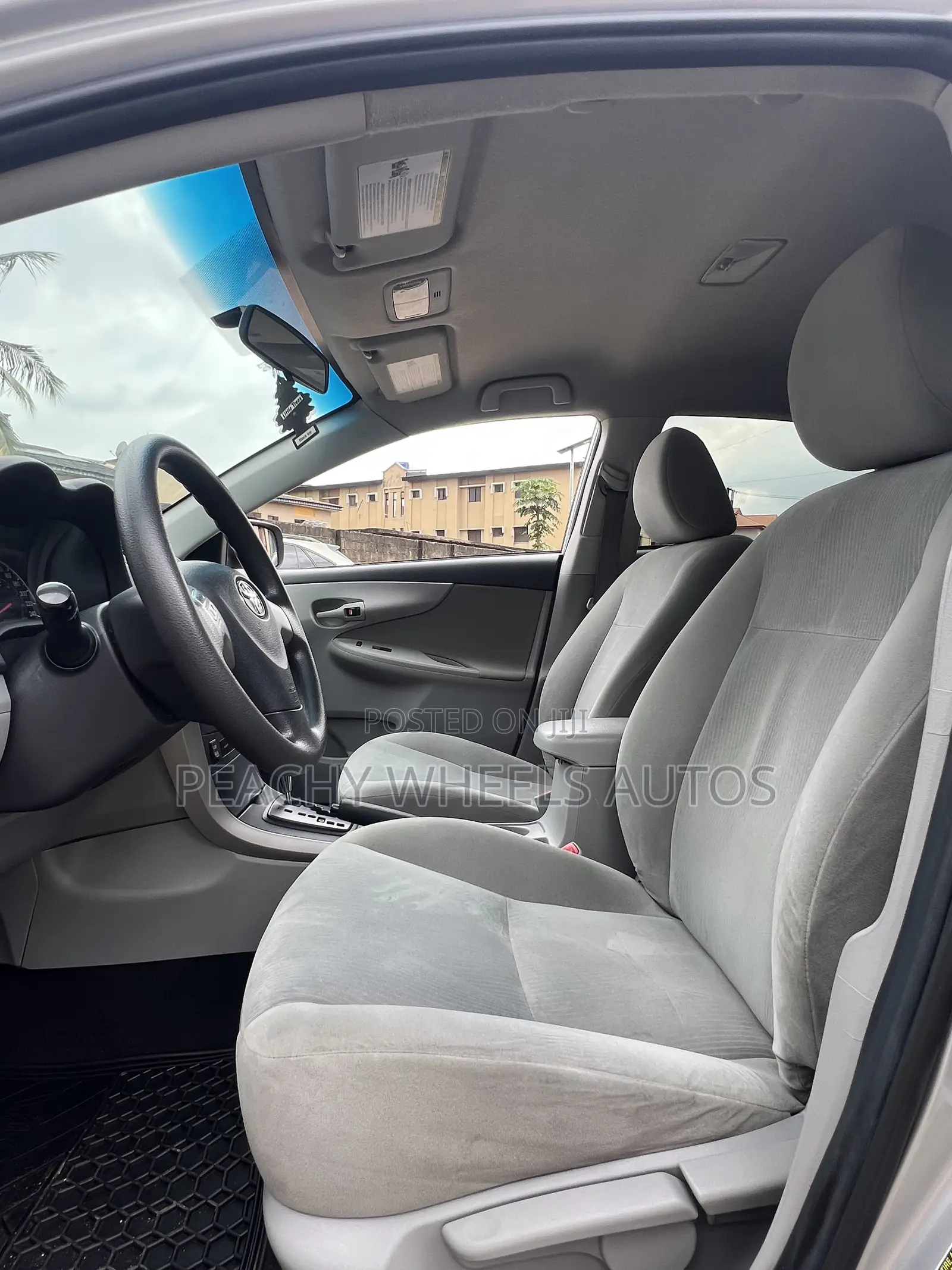 Toyota Corolla 2013 Silver