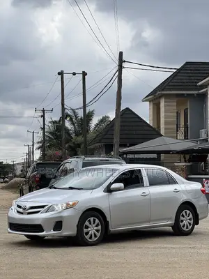 Toyota Corolla 2013 Silver
