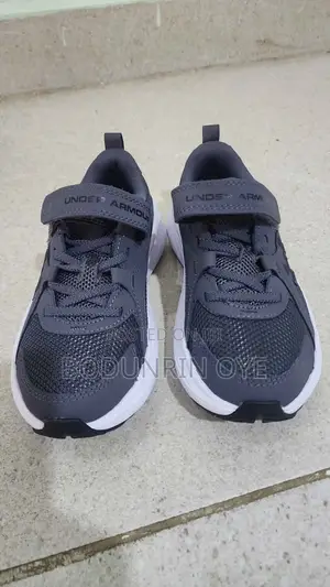 UnderArmour Kids' Assert 11 Runners