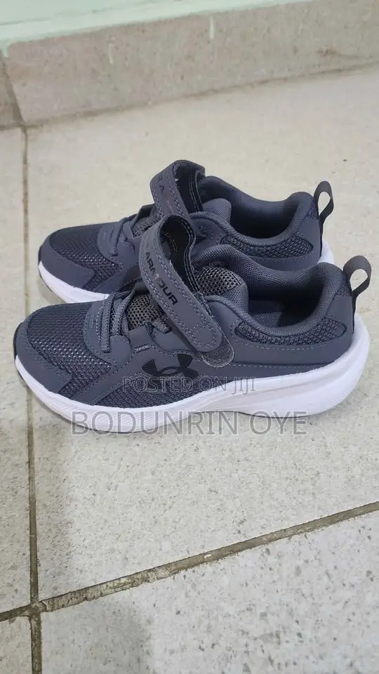 UnderArmour Kids' Assert 11 Runners
