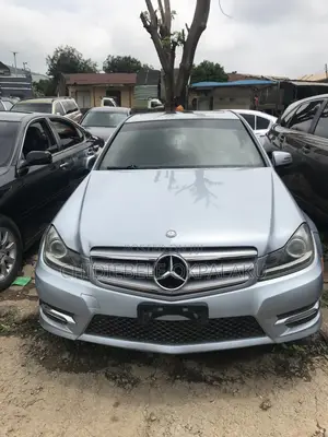Mercedes-Benz C300 2013 Silver