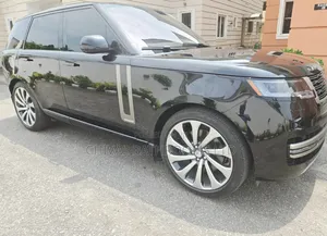 Land Rover Range Rover Vogue 2023 Black