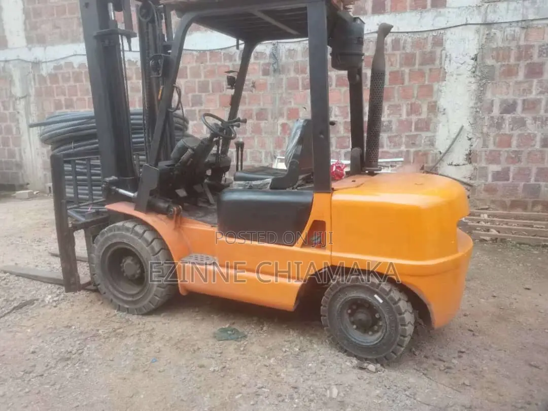 Heli 3.5 Tons Forklift With Engine