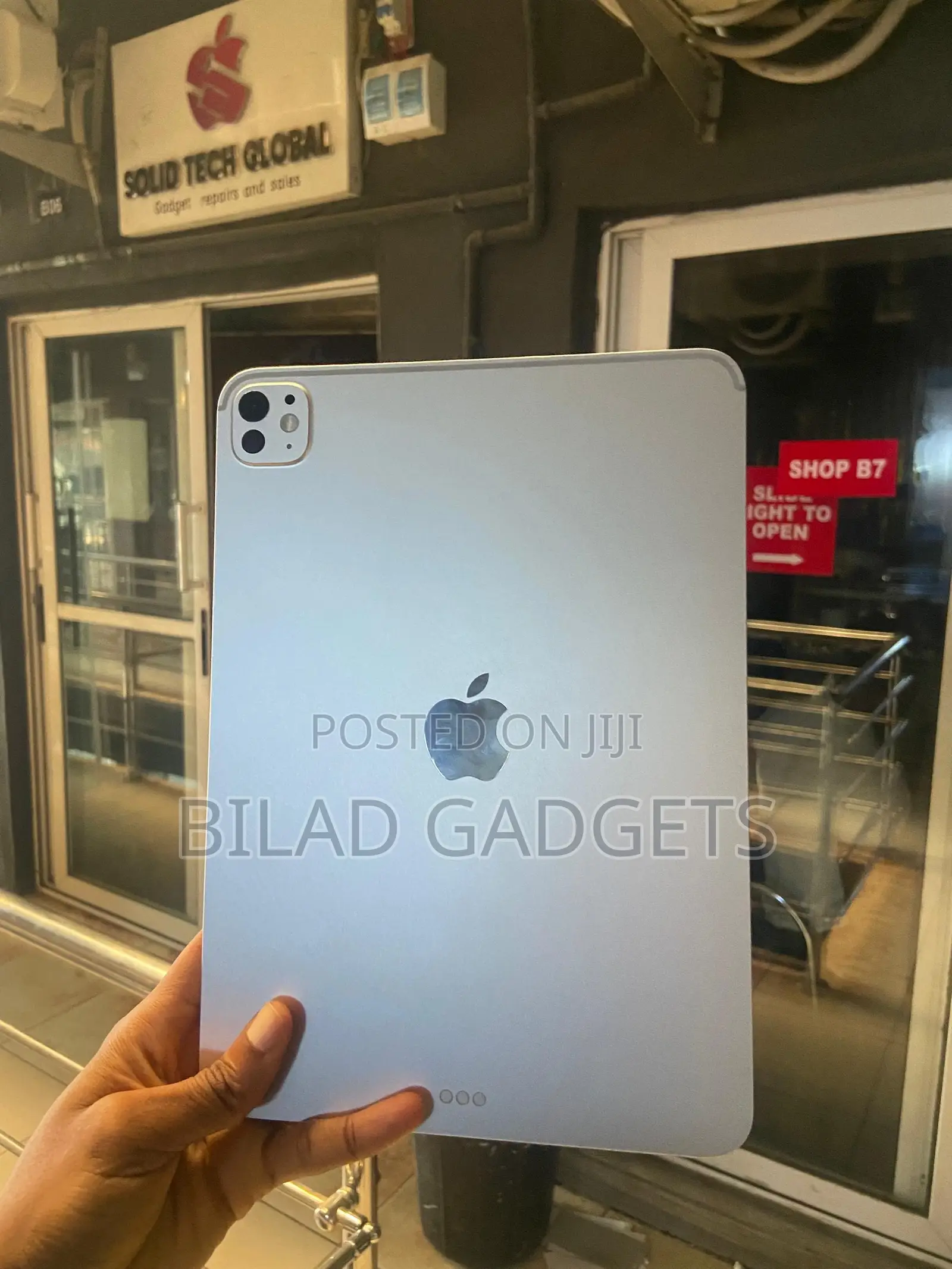 New Apple iPad Pro 11 (2025) 256 GB Gray