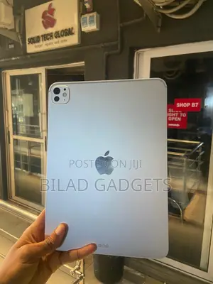 New Apple iPad Pro 11 (2025) 256 GB Gray
