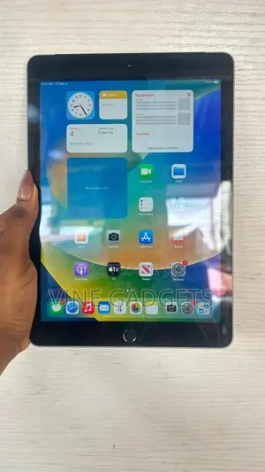 Apple iPad Pro 9.7 (2016) 128 GB Black