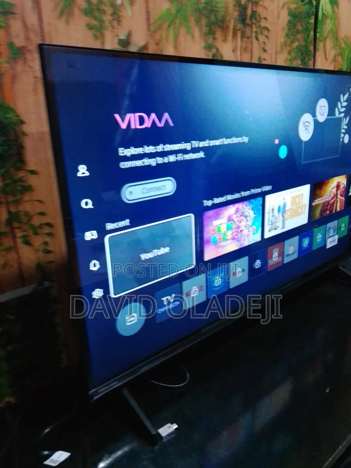 Hisense Smart TV 32inch