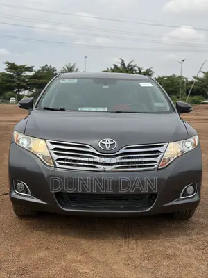Toyota Venza LE 2014 Gray