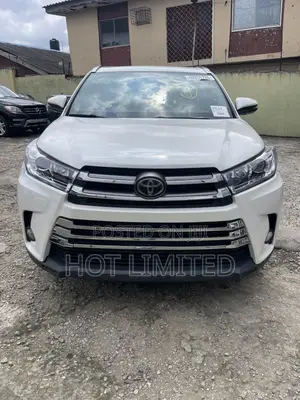 Toyota Highlander Limited 2019 White