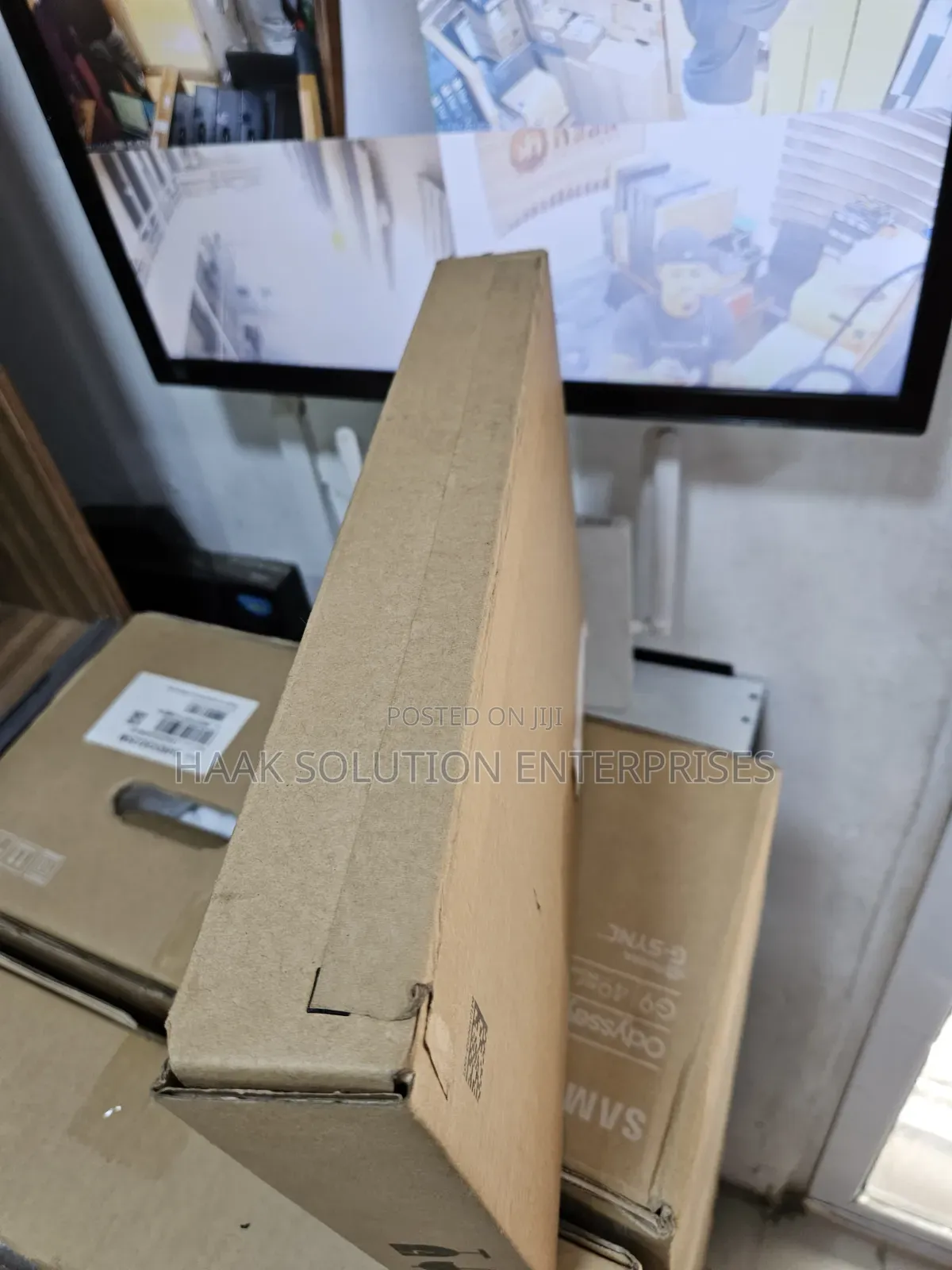 New Microsoft Surface Pro 11th Edition, a Copilot+ PC 32GB SSD 1T