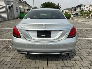 Mercedes-Benz C300 2020 Silver