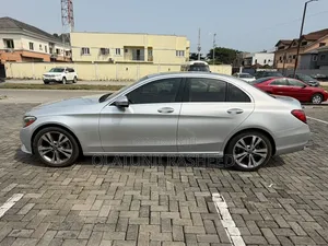 Mercedes-Benz C300 2020 Silver