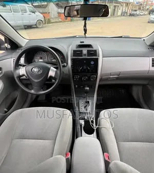 Toyota Corolla 2013 Silver