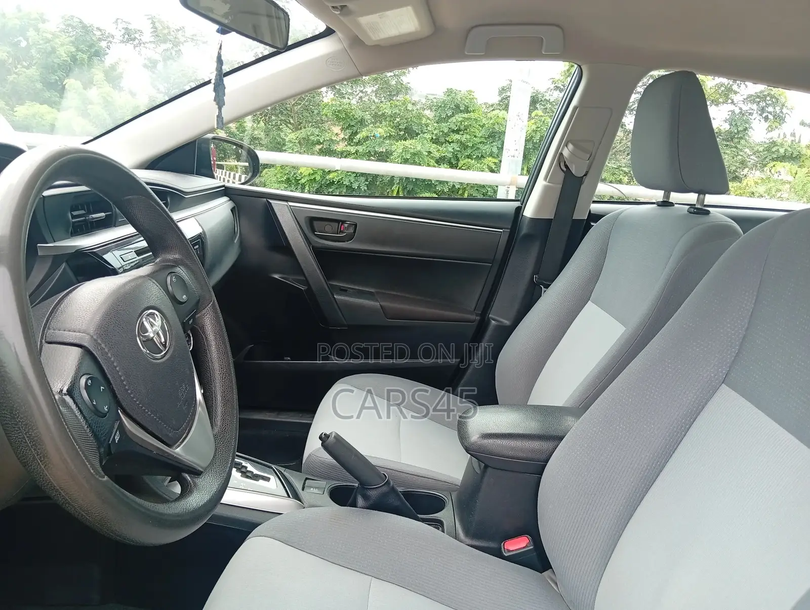 Toyota Corolla 2015 Gray