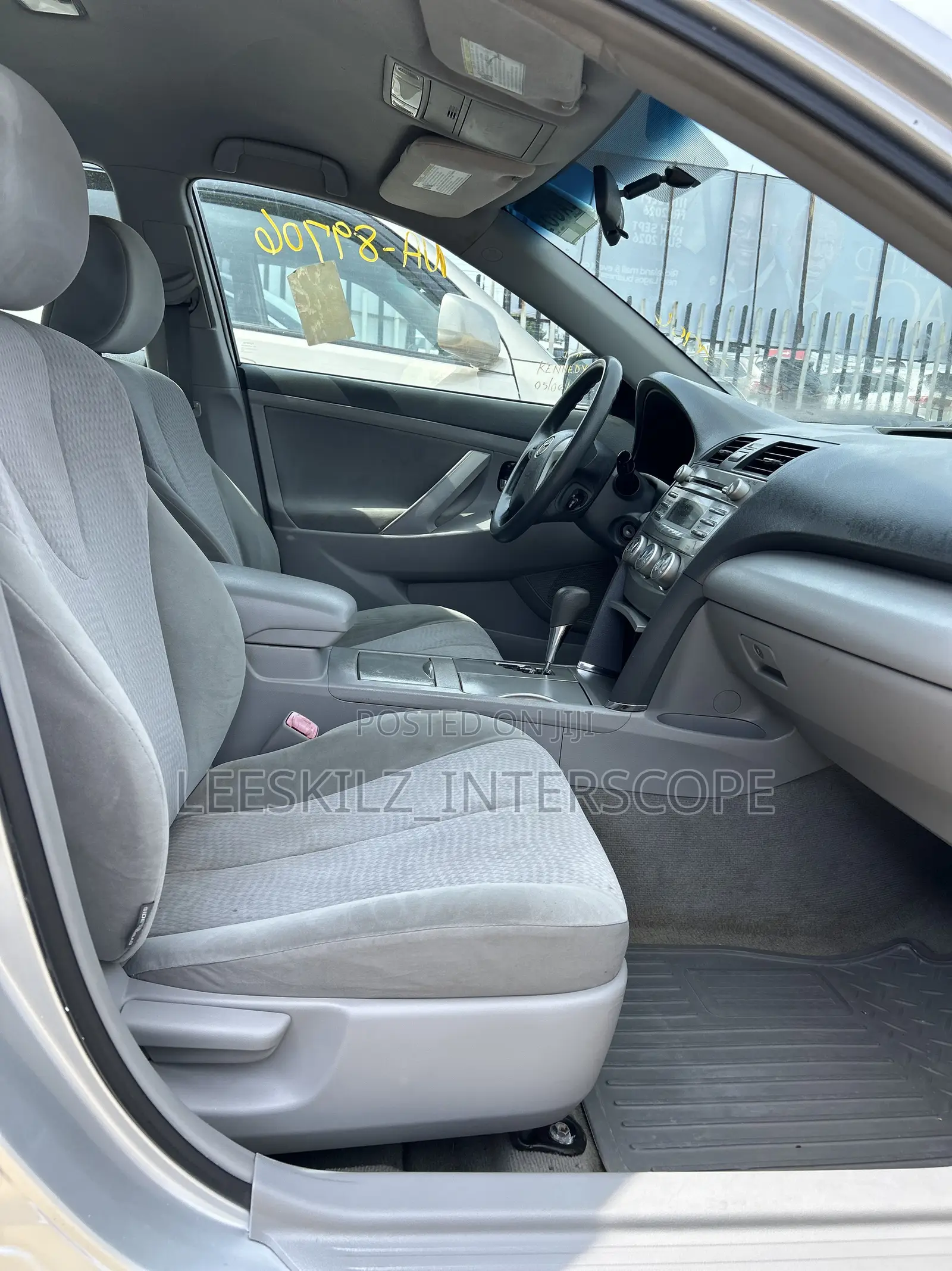 Toyota Camry 2010 Silver