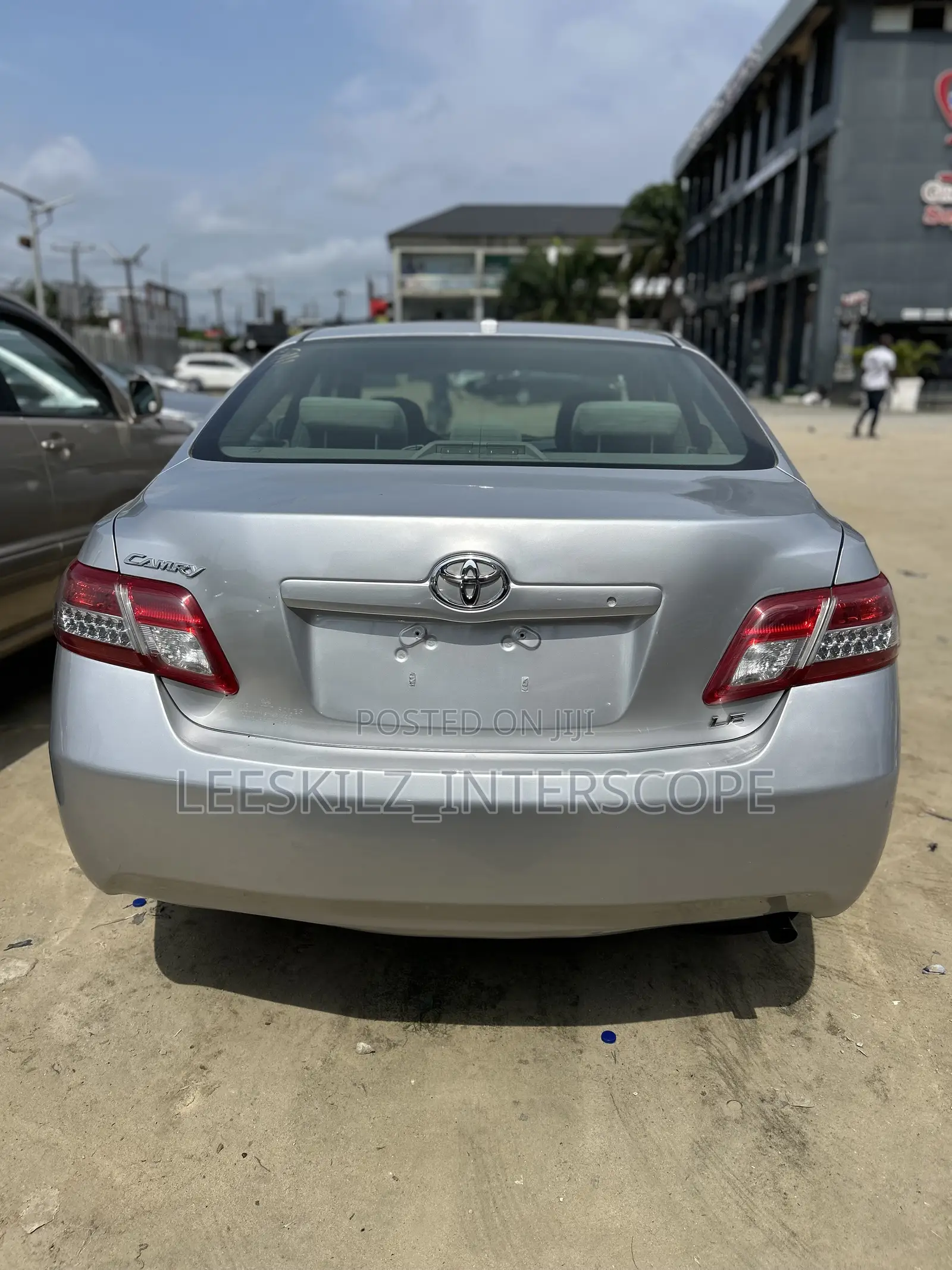 Toyota Camry 2010 Silver