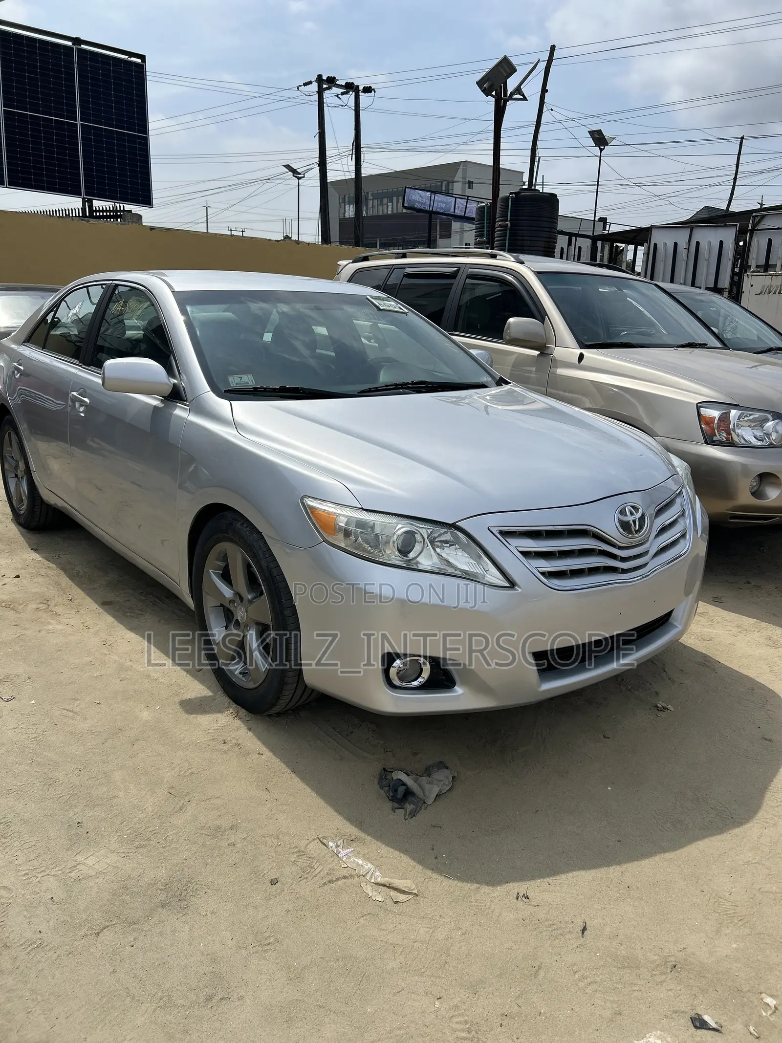 Toyota Camry 2010 Silver