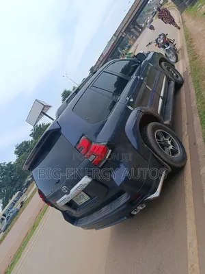 Toyota Land Cruiser Prado 2015 Blue