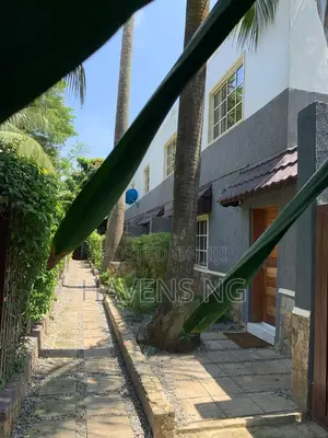 Beautifully Furnished 1-Bedroom Loft