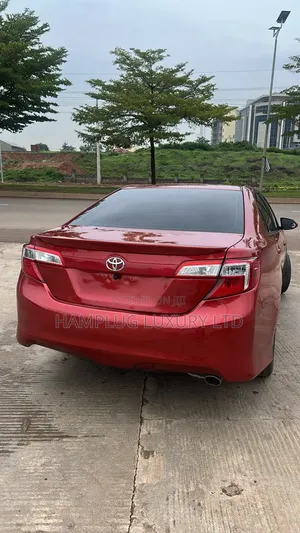 Toyota Camry 2013 Red