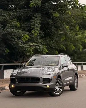 Porsche Cayenne S AWD 2016 Gray