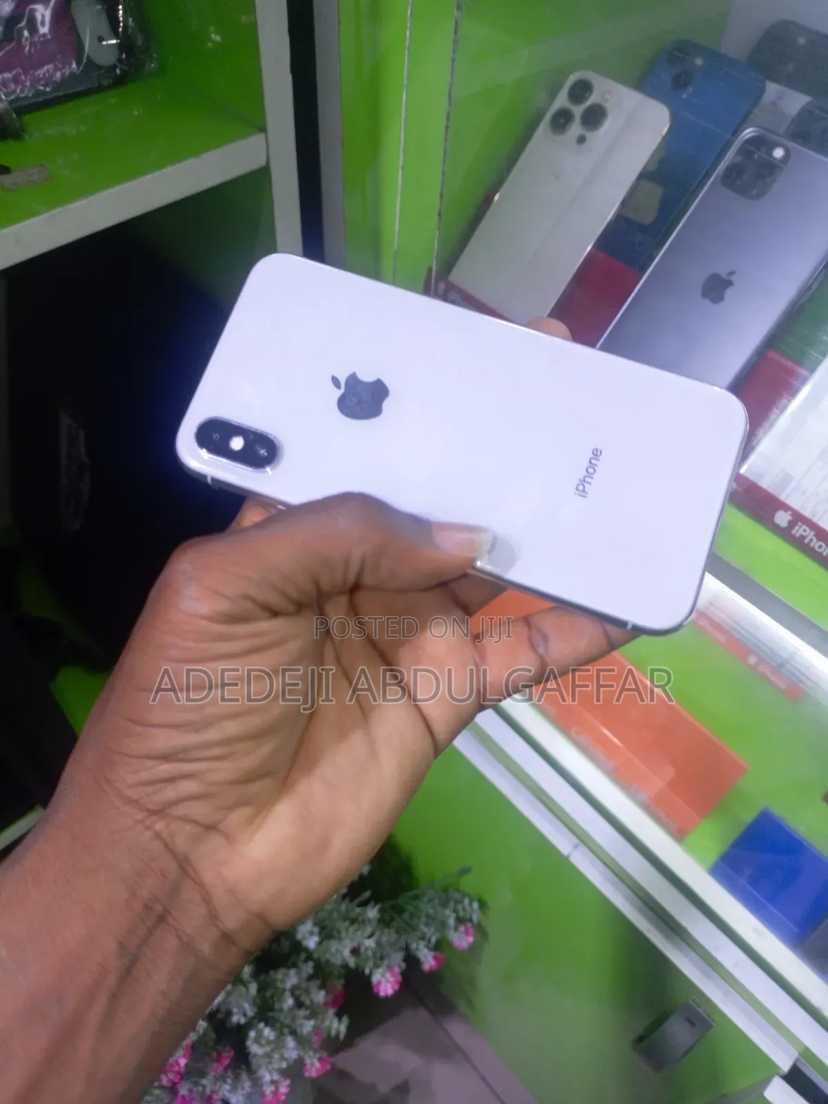 Apple iPhone X 64 GB White