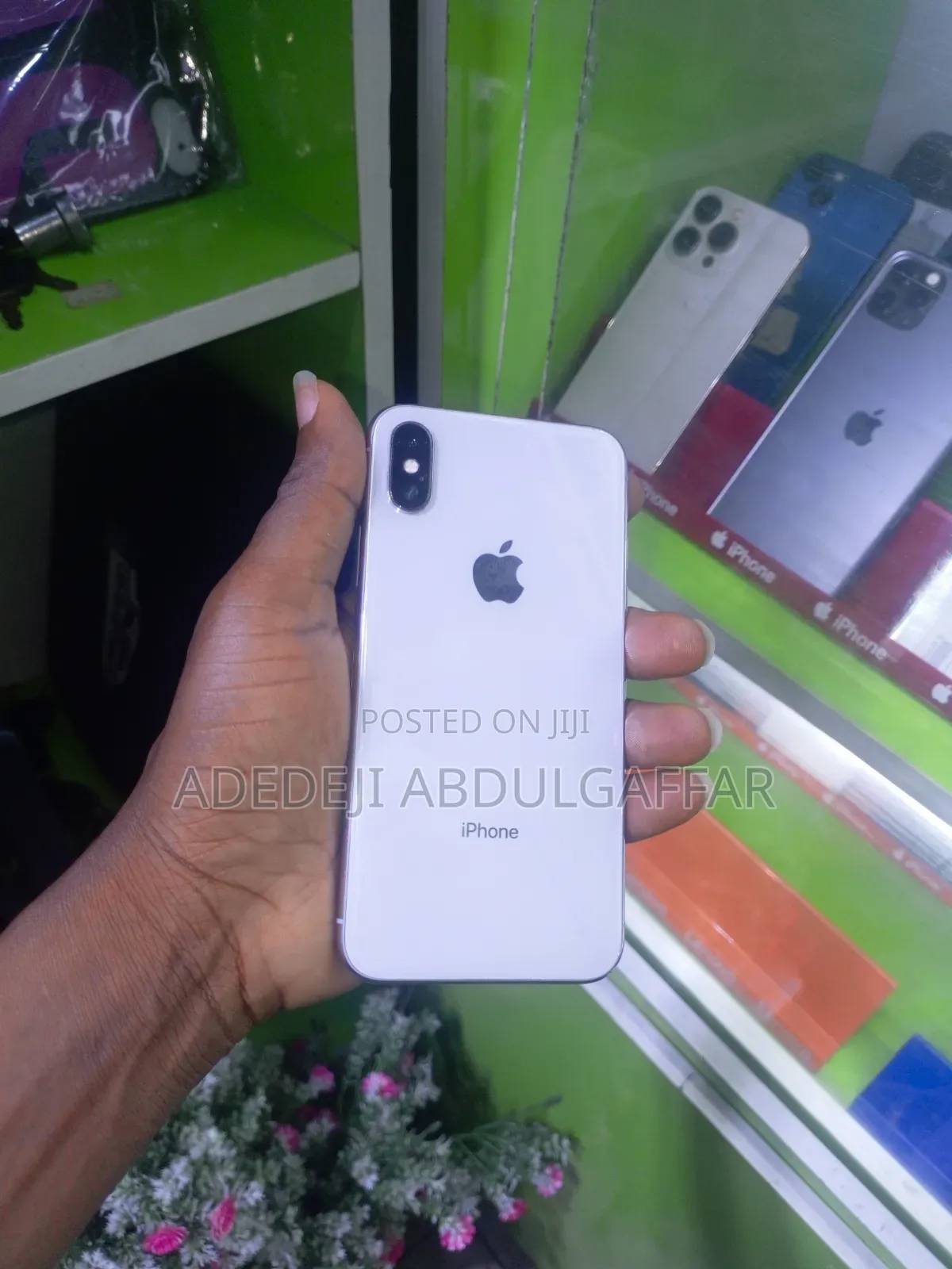 Apple iPhone X 64 GB White