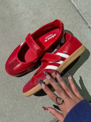 👠Adidas Samba 👠colour;Red 👠Packing; Fully Boxed 👠