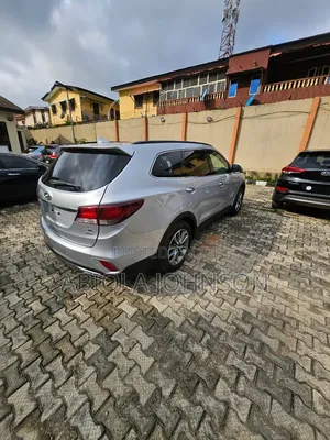Hyundai Santa Fe 2017 Silver