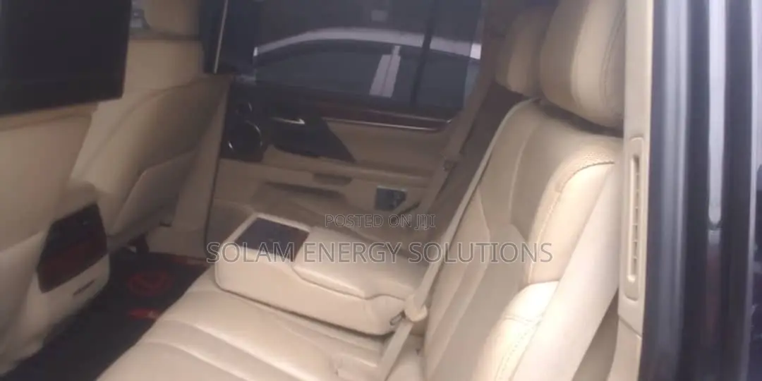 Lexus LX 2018 Black