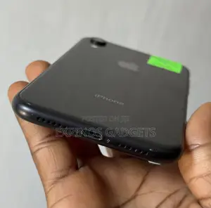 Apple iPhone XR 64 GB Black