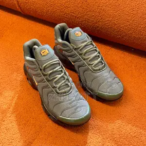 🔥 Luxury Men’s Nike Sneakers – Premium & Stylish