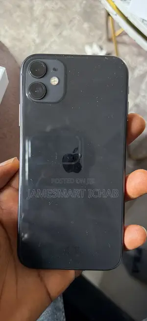Apple iPhone 11 64 GB Black