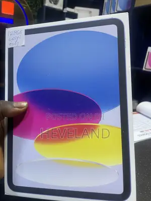 New Apple iPad (2025) 128 GB