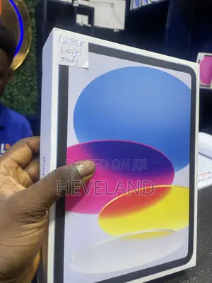 New Apple iPad (2025) 128 GB