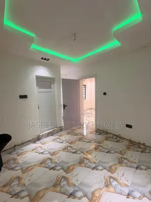 2bdrm Apartment in Yaba for rent