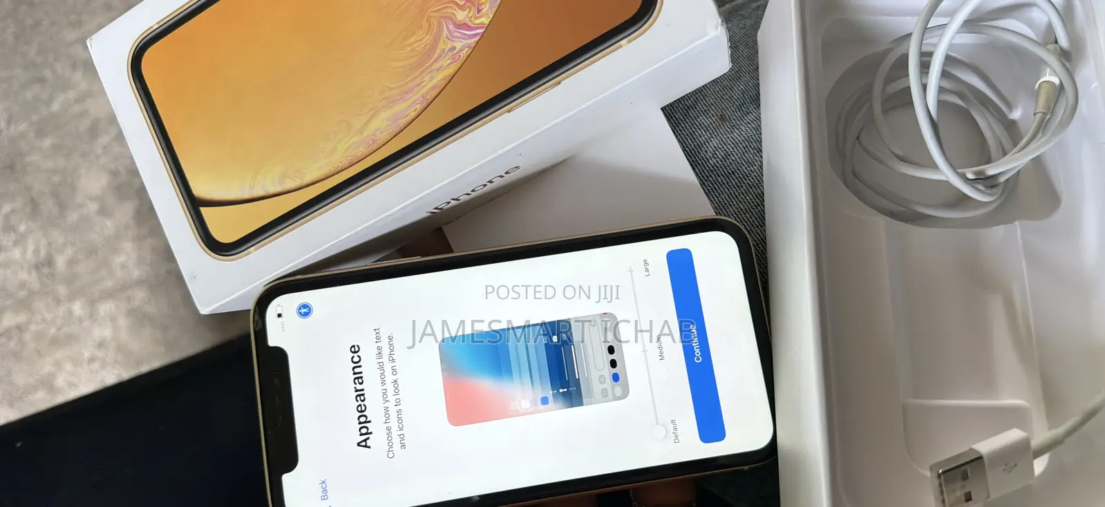 Apple iPhone XR 64 GB Yellow