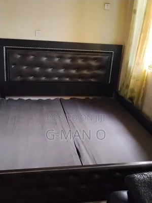 Bed Frame 6X6 Padded