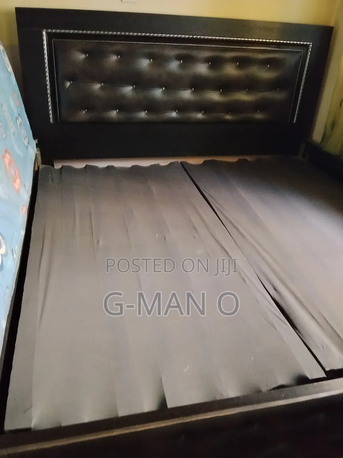 Bed Frame 6X6 Padded