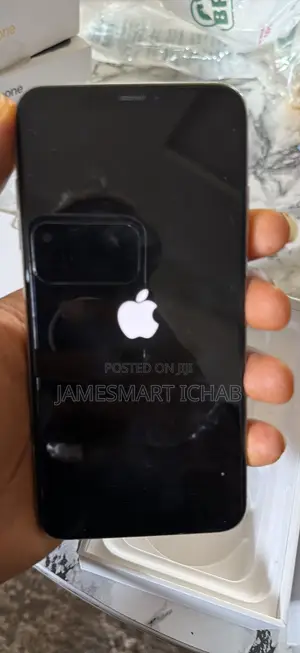 Apple iPhone XS Max 64 GB Silver