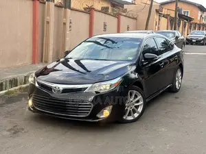 Toyota Avalon Limited 4dr Sedan (3.5L 6cyl 6A) 2014 Black