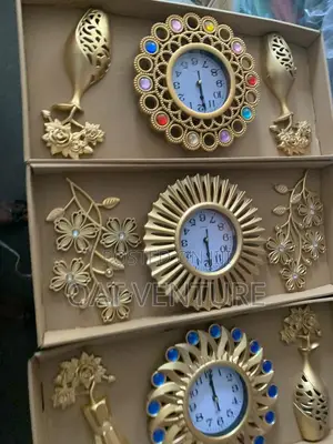Luxury 3-in-1 Gold Wall Clock & Floral Wall Decor Gift Set